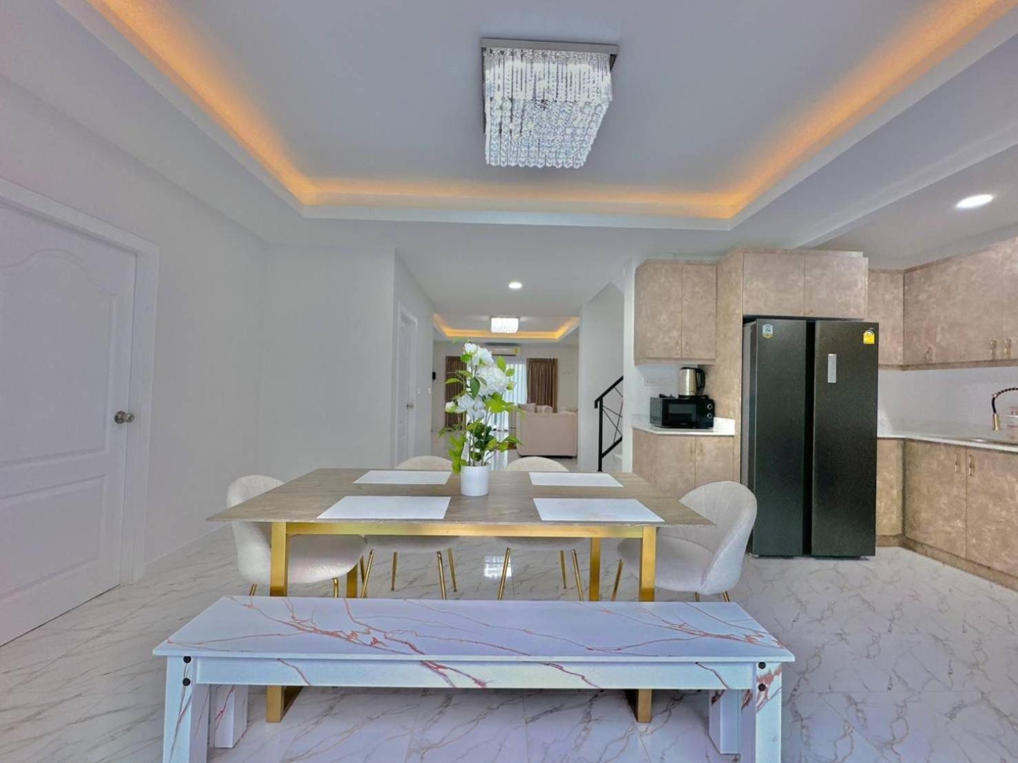 4Bedroom Pool Villa Near Walking St Bonk Pattaya Esterno foto
